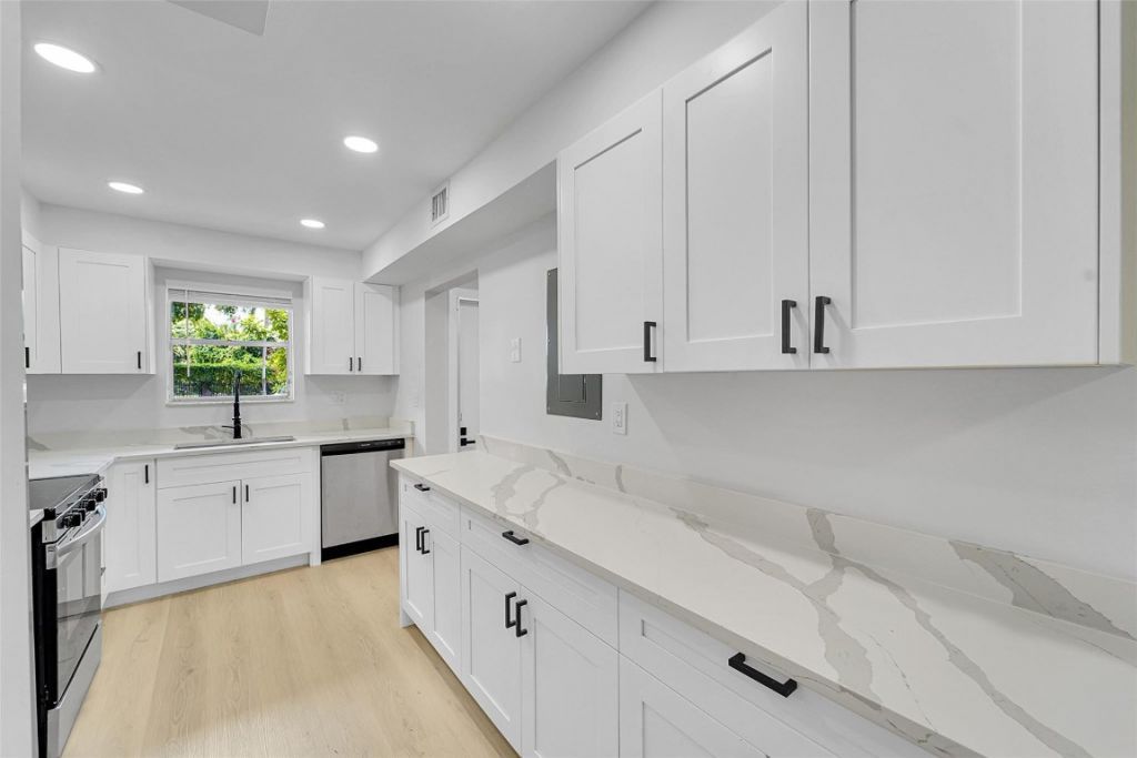 6200 NW 44th Street, Unit 106, Lauderhill, FL 33319 Photo