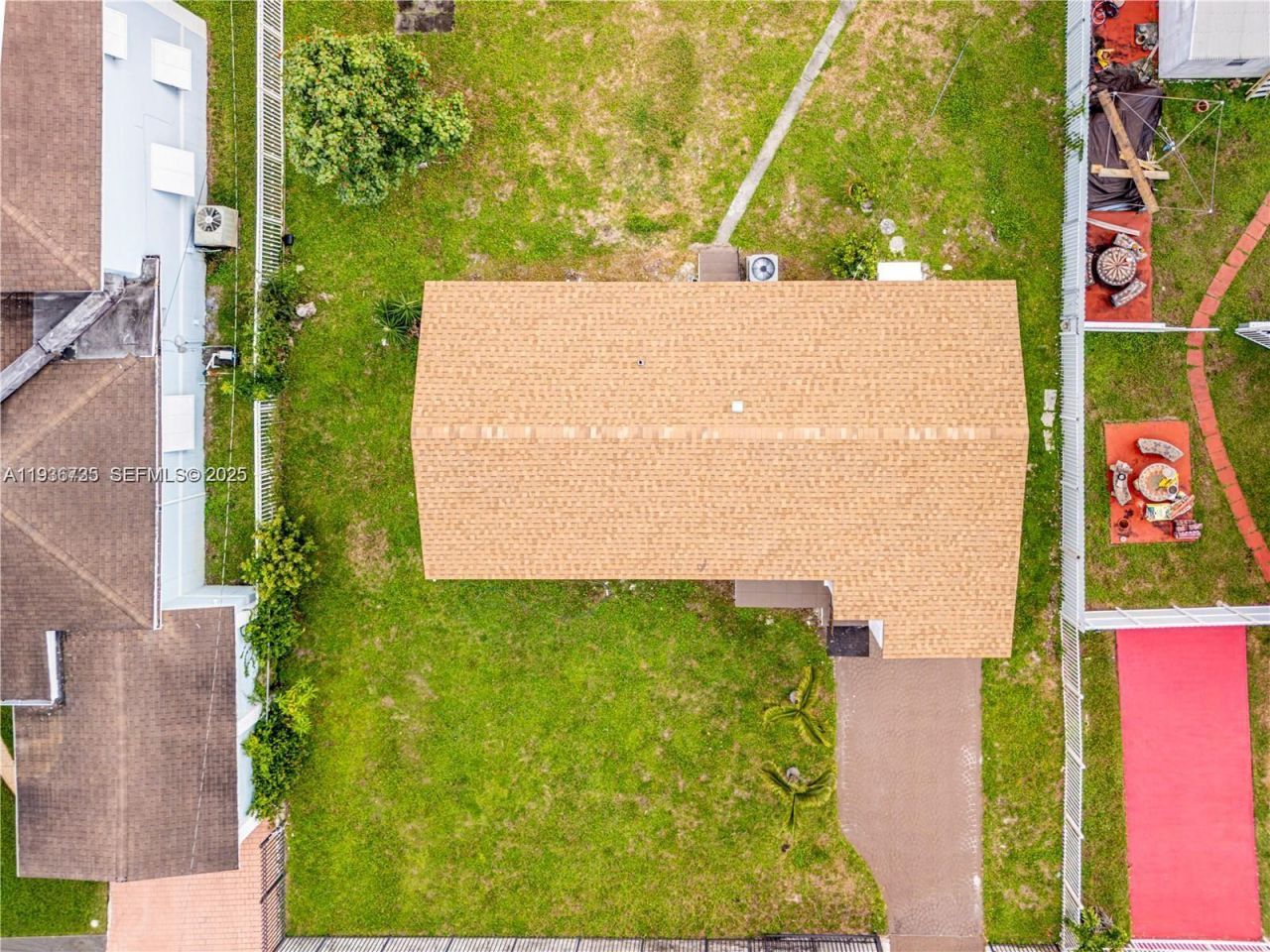 1430 NW 87th Ter , Miami, FL 33147 Photo