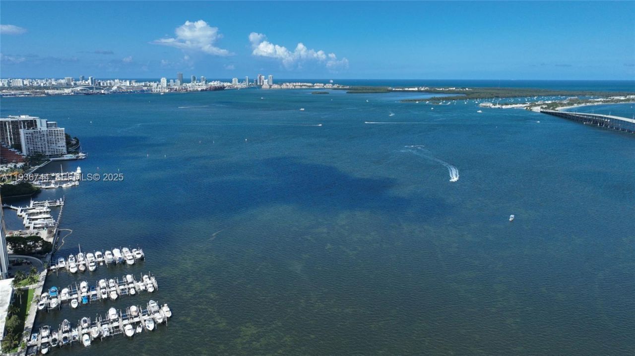 1901 Brickell Ave , Unit B2209, Miami, FL 33129 Photo