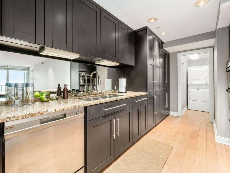 1 Miranova Place , Unit 720, Columbus, OH 43215 Photo 10