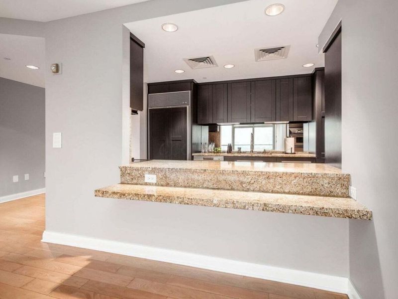 1 Miranova Place , Unit 720, Columbus, OH 43215 Photo 15