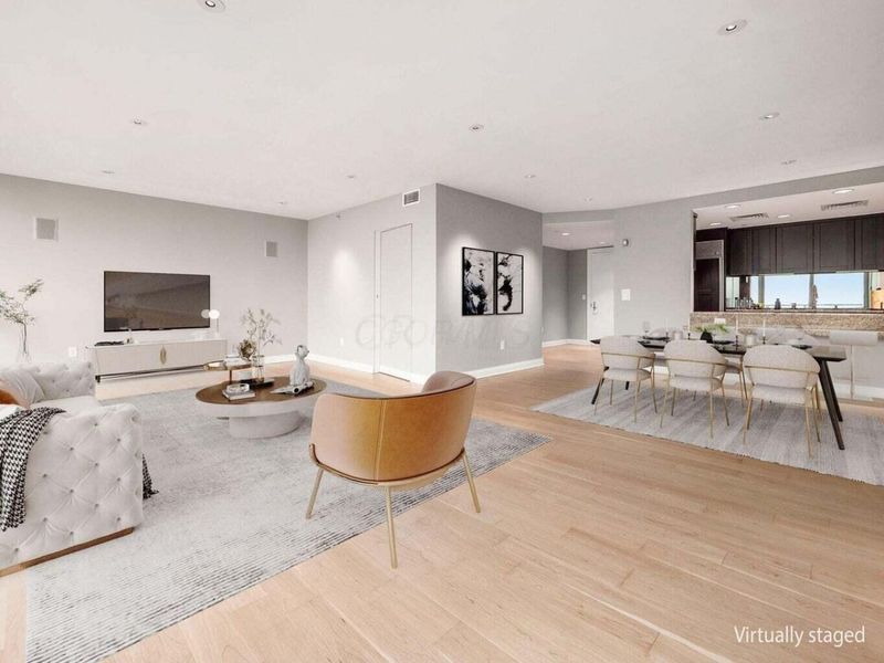 1 Miranova Place , Unit 720, Columbus, OH 43215 Photo 3