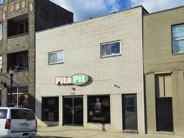 1216 4th Avenue, Huntington, WV 25701