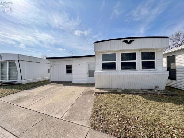 60 N State Route 101, Unit 14, Tiffin, OH 44883
