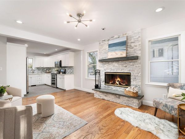 7 Atlantic Drive, Sound Beach, NY 11789