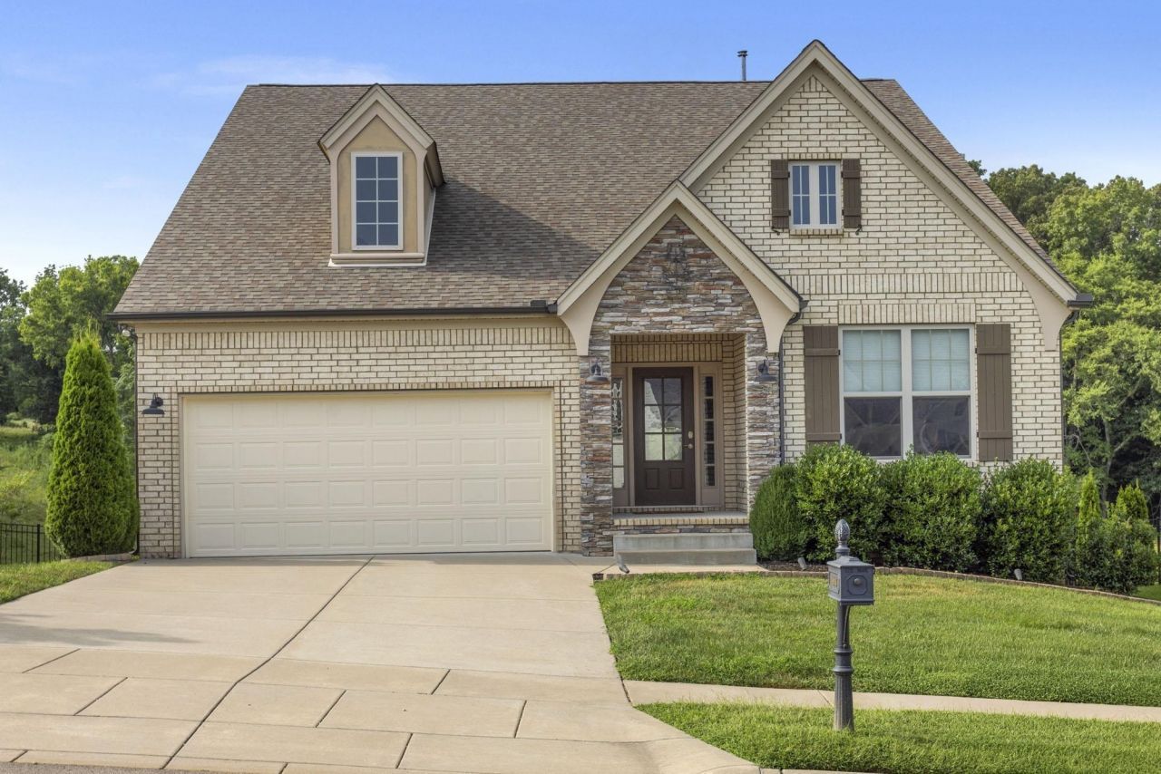 2008 Hedgelawn Dr, Lebanon, TN 37090 Main Photo