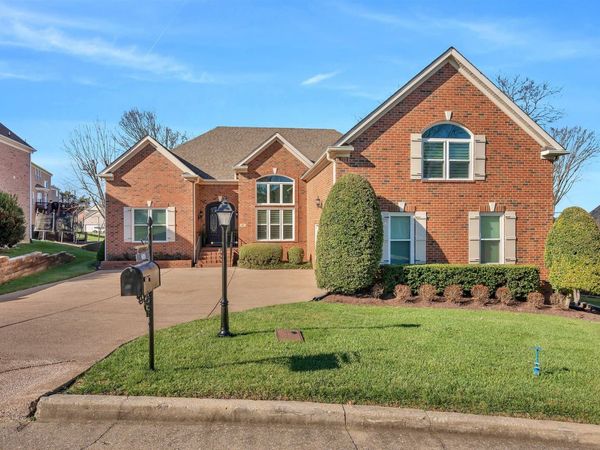 605 Banbury Pl, Brentwood, TN 37027
