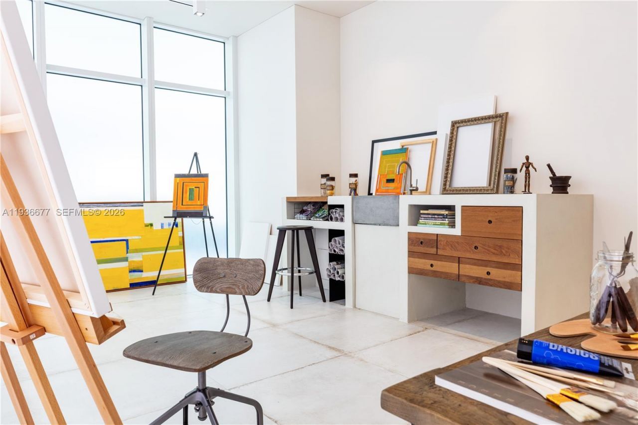 4701 N Meridian Ave, Unit 304, Miami Beach, FL 33140 Photo