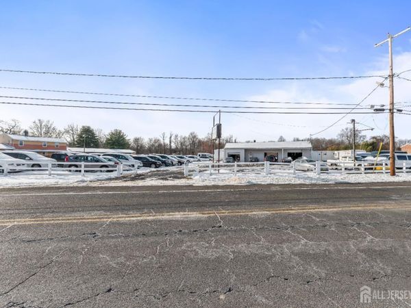 46 Georgetown Road, Wrightstown, NJ 08562