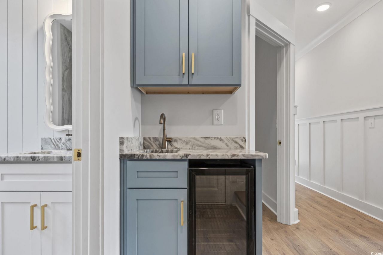 2547 Sand Dunes Dr. Photo 11