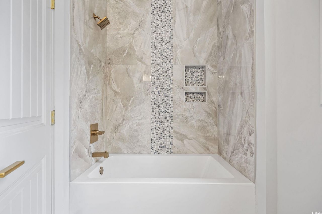 2547 Sand Dunes Dr. Photo 13