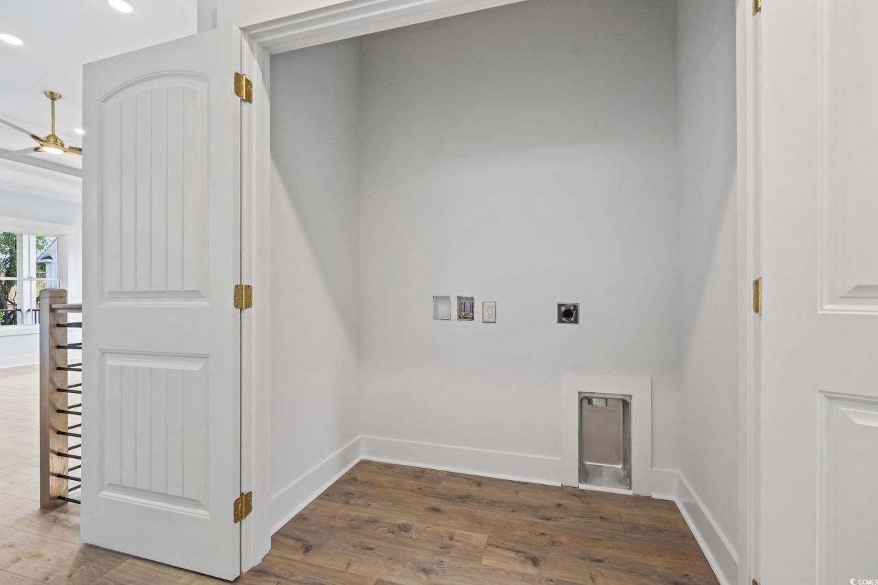 2547 Sand Dunes Dr. Photo 33