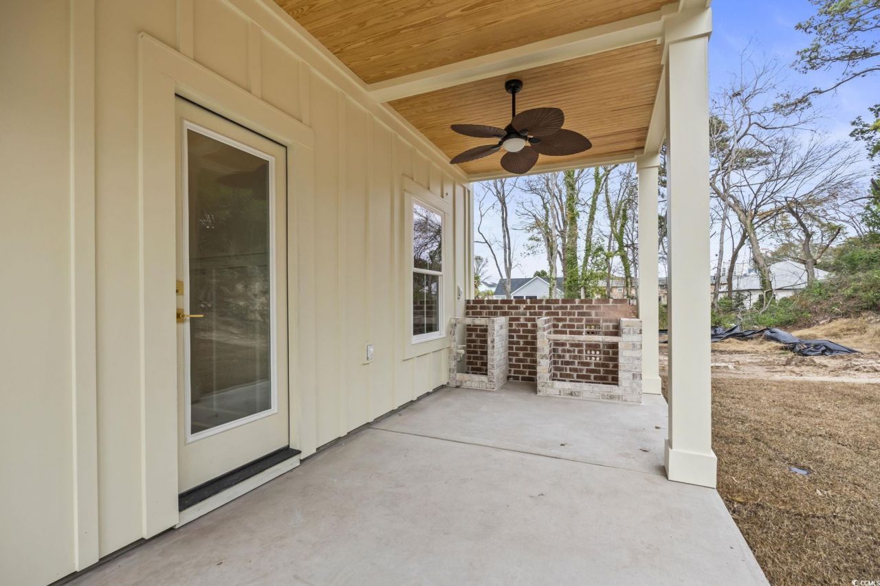 2547 Sand Dunes Dr. Photo 35