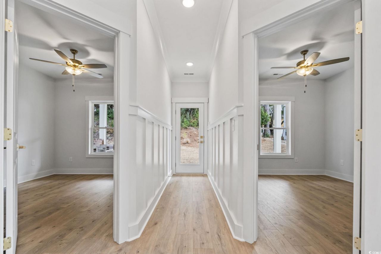2547 Sand Dunes Dr. Photo 8