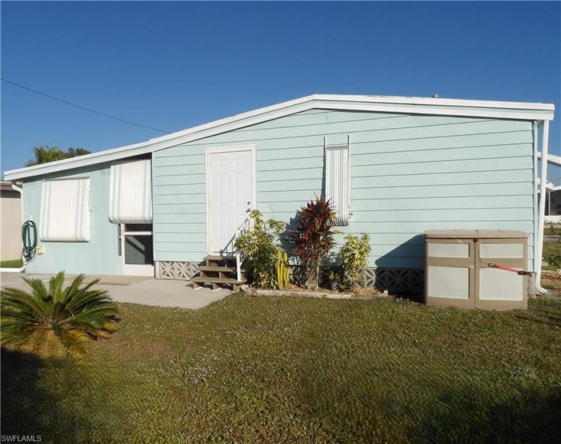 413 Timber Ln N, North Fort Myers, FL 33917 Photo