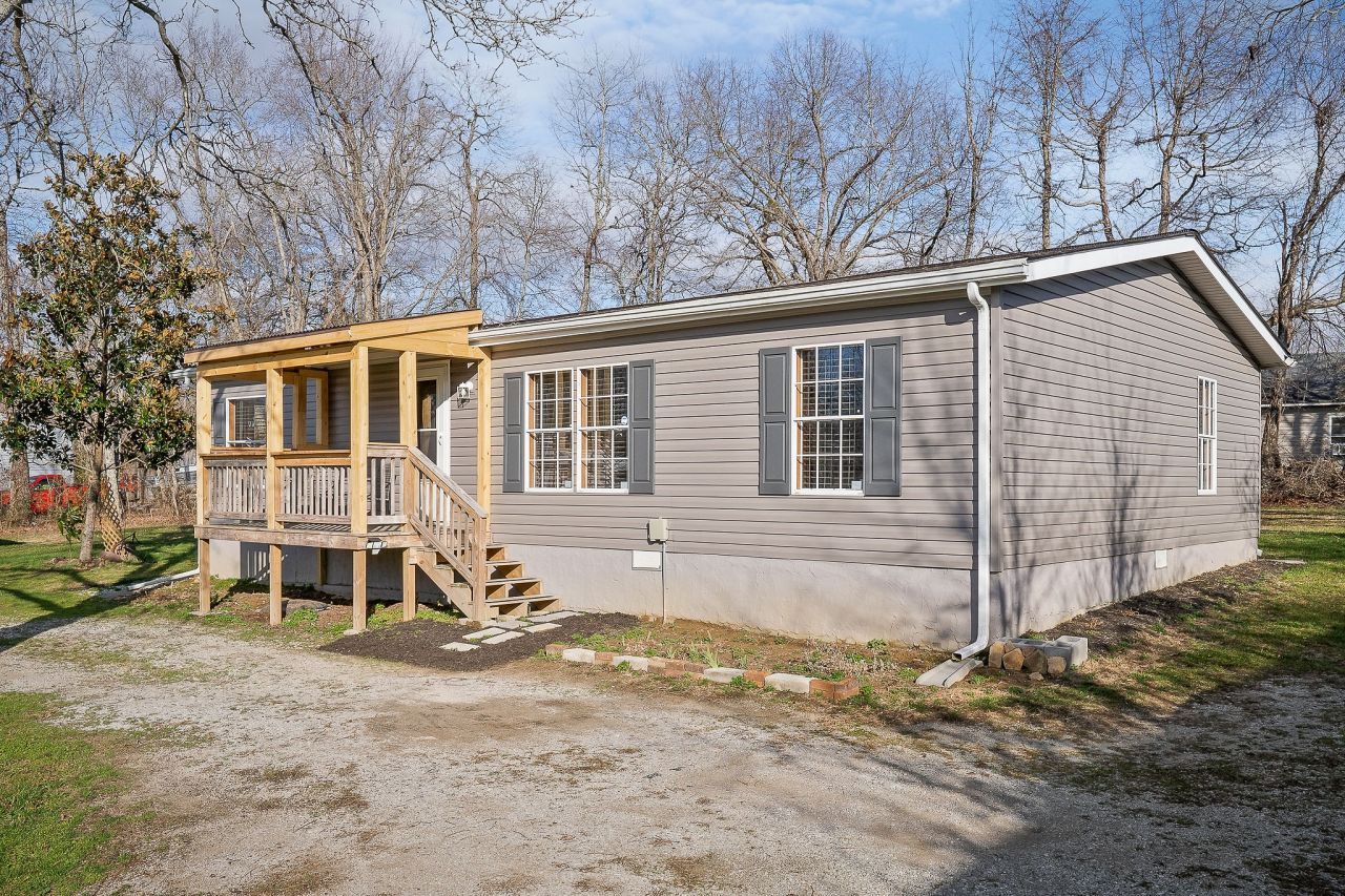 1025 Allardt Hwy, Jamestown, TN 38556 Main Photo