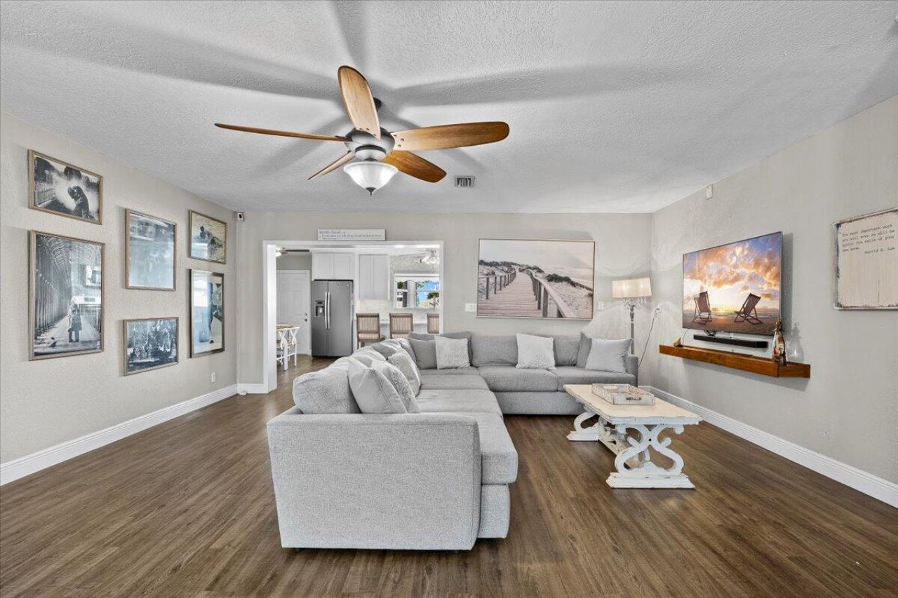 2032 6th Court S, Lake Worth Beach, FL 33461 Photo