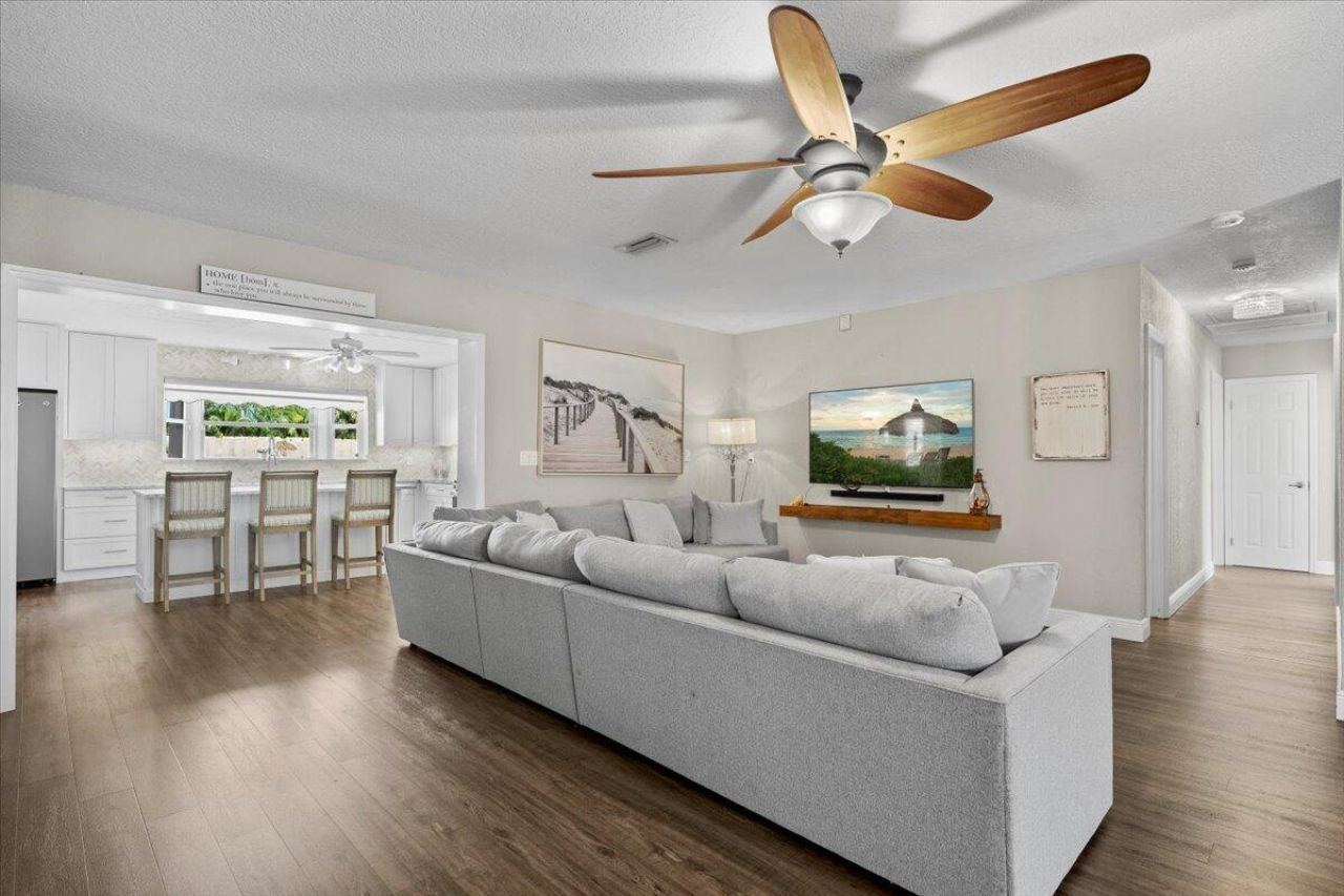 2032 6th Court S, Lake Worth Beach, FL 33461 Photo