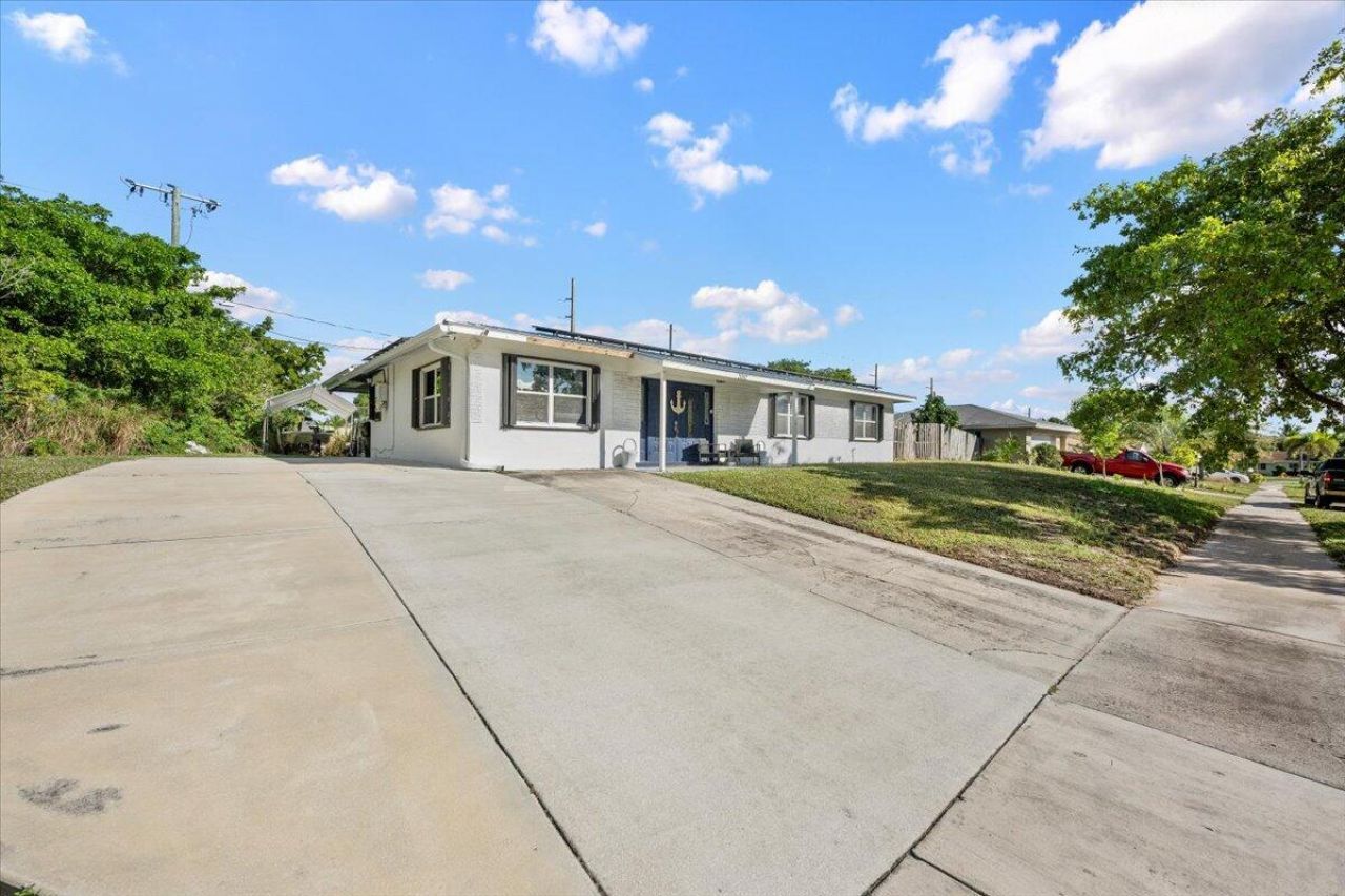 2032 6th Court S, Lake Worth Beach, FL 33461 Photo