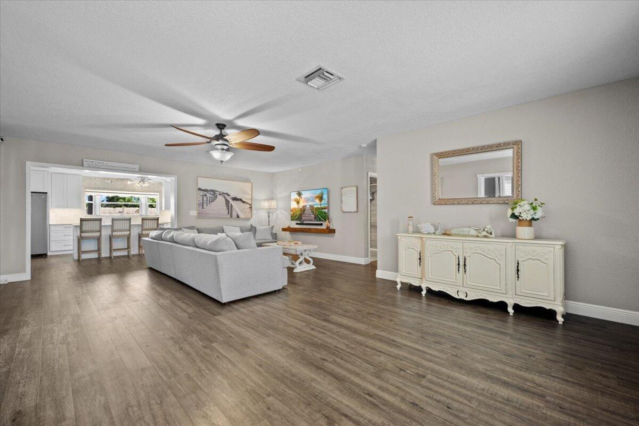 2032 6th Court S, Lake Worth Beach, FL 33461 Photo