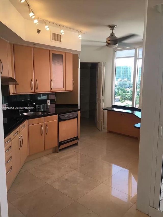 19333 Collins Ave, Unit 1109, Sunny Isles Beach, FL 33160 Photo