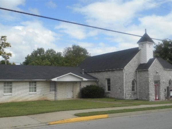 874 E 11th Avenue, Bowling Green, KY 42101