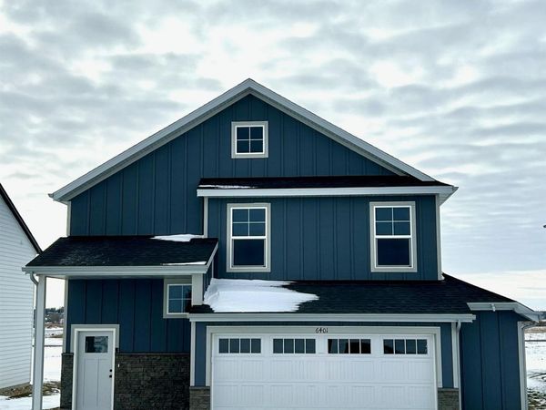 6401 W Valentine St, Sioux Falls, SD 57107