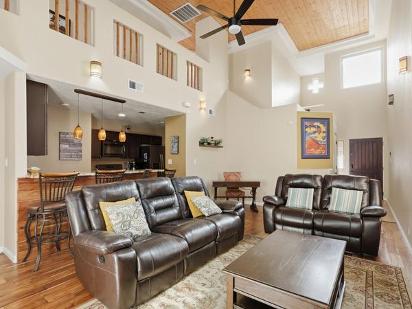 3615 Yipee Calle Court NW, Albuquerque, NM 87120