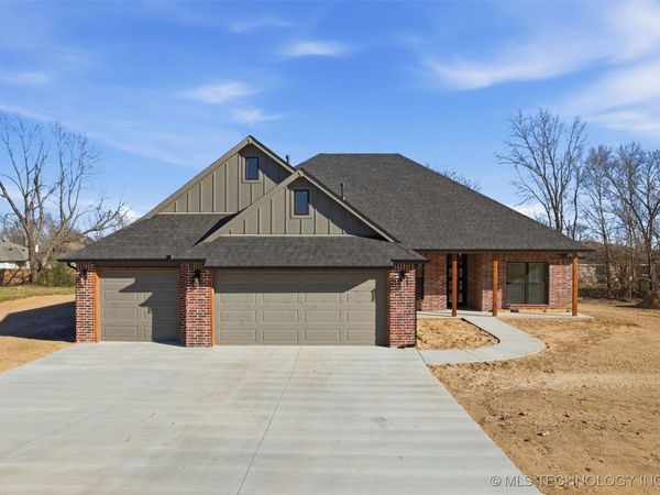 309 N 23rd Street, Collinsville, OK 74021