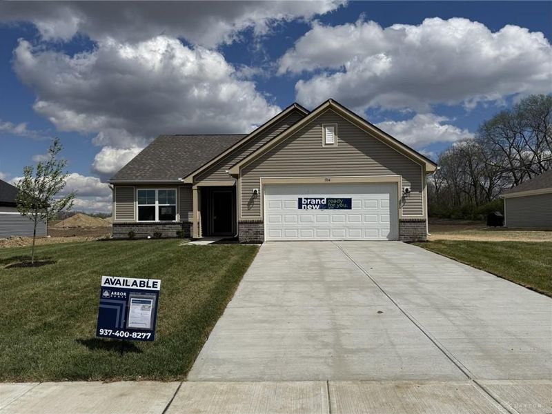 1704 Chevington Chase, Tipp City, OH 45371 Photo 1