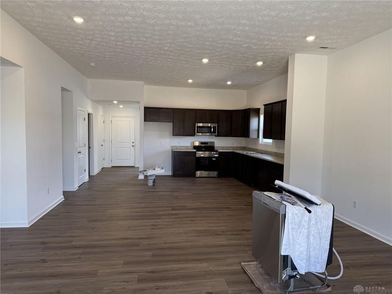 1704 Chevington Chase, Tipp City, OH 45371 Photo 9