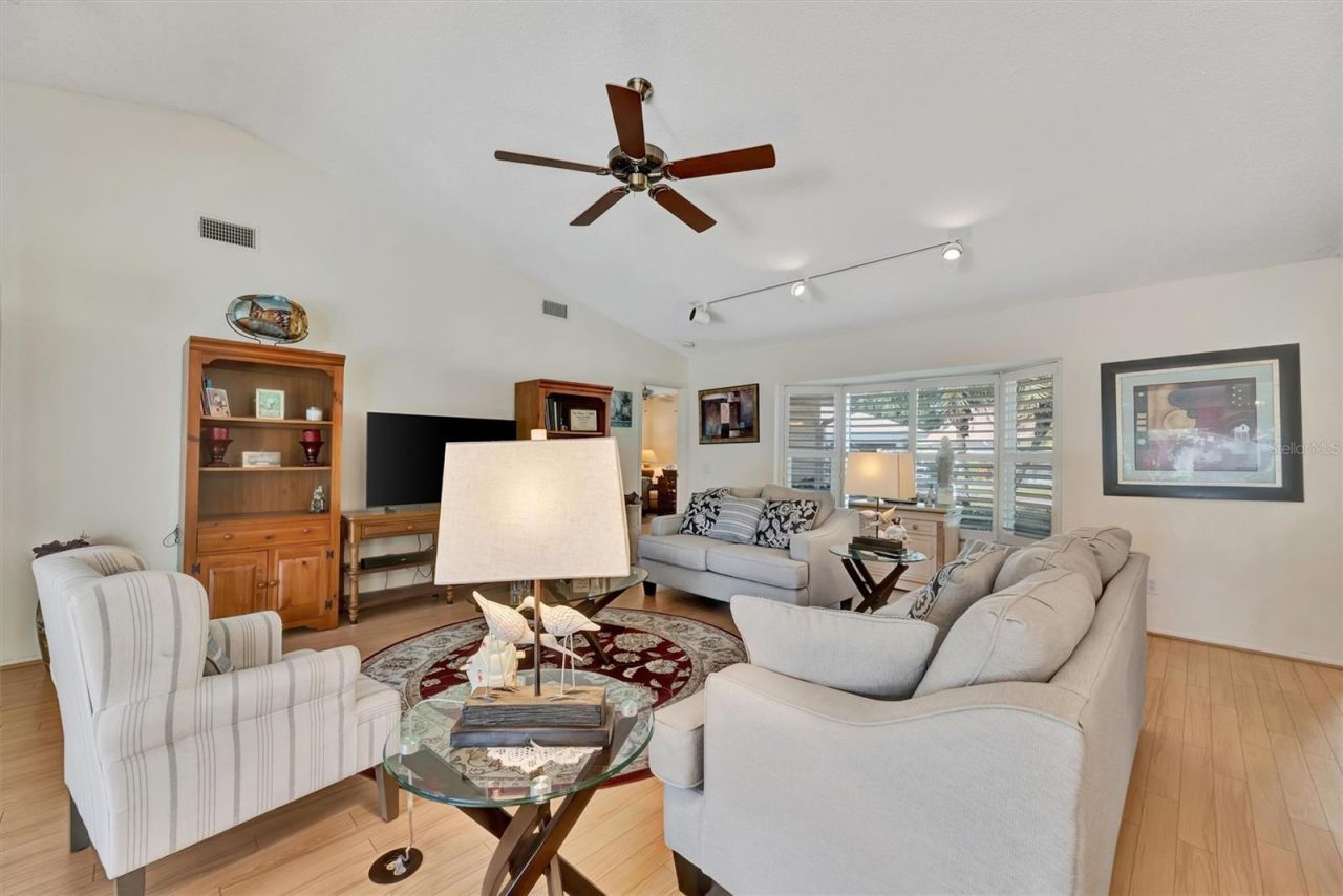 5721 Garden Lakes Majestic, Bradenton, FL 34203 Photo