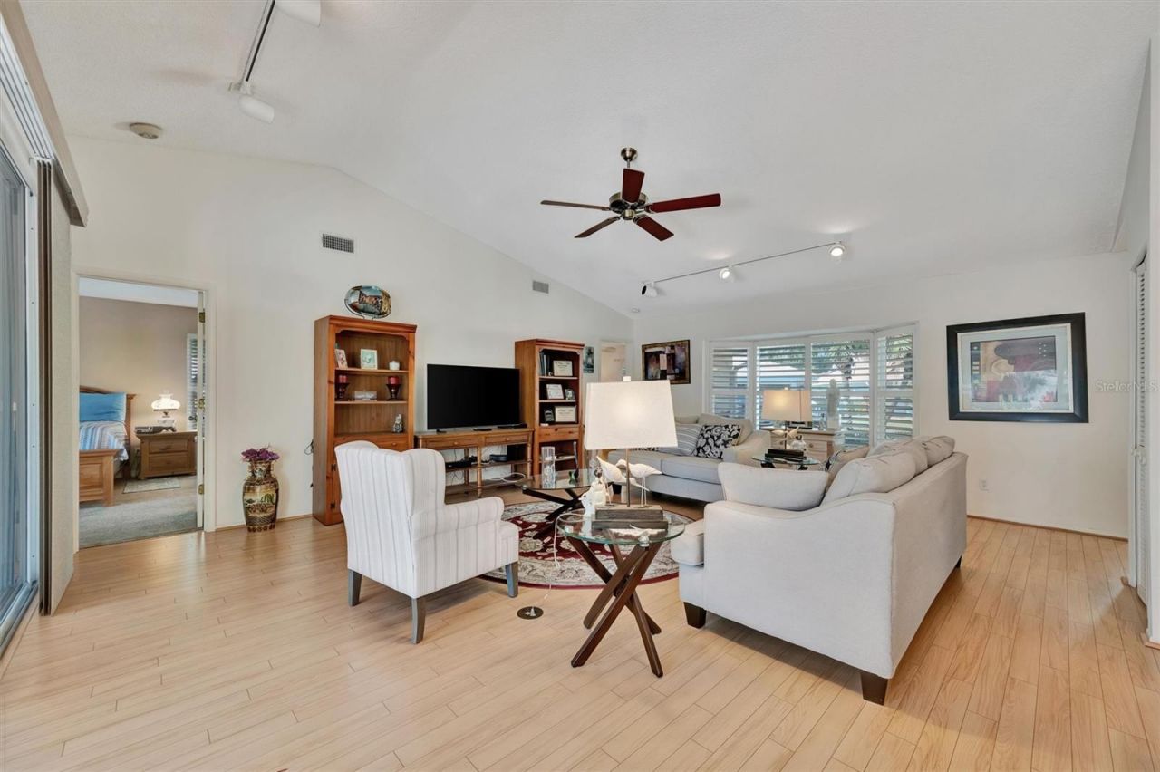 5721 Garden Lakes Majestic, Bradenton, FL 34203 Photo