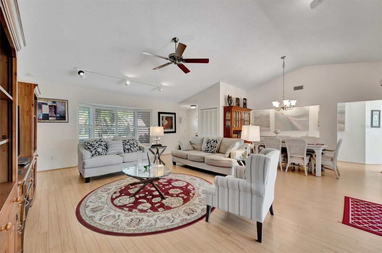 5721 Garden Lakes Majestic, Bradenton, FL 34203 Photo