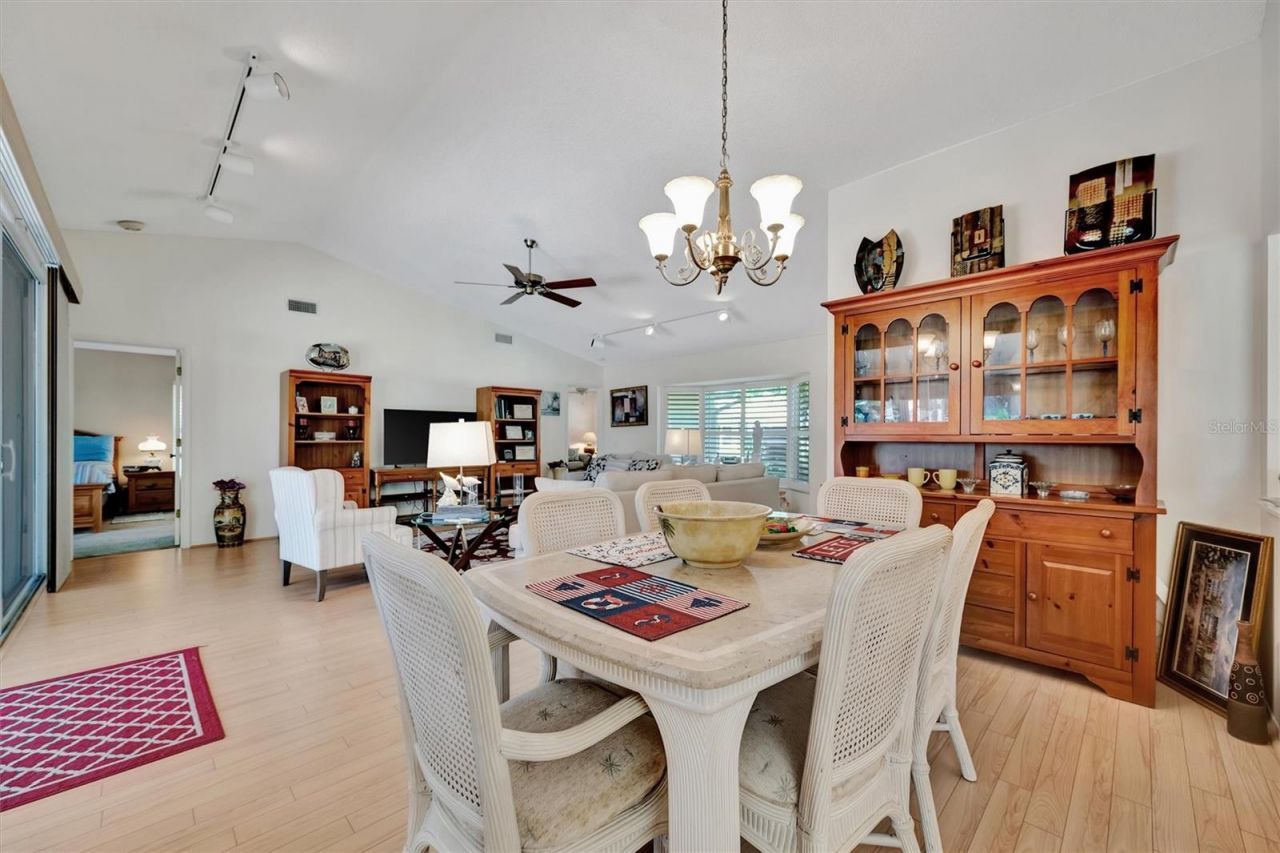 5721 Garden Lakes Majestic, Bradenton, FL 34203 Photo