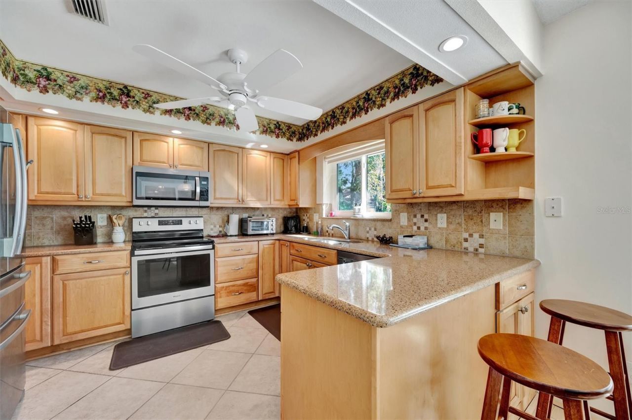 5721 Garden Lakes Majestic, Bradenton, FL 34203 Photo