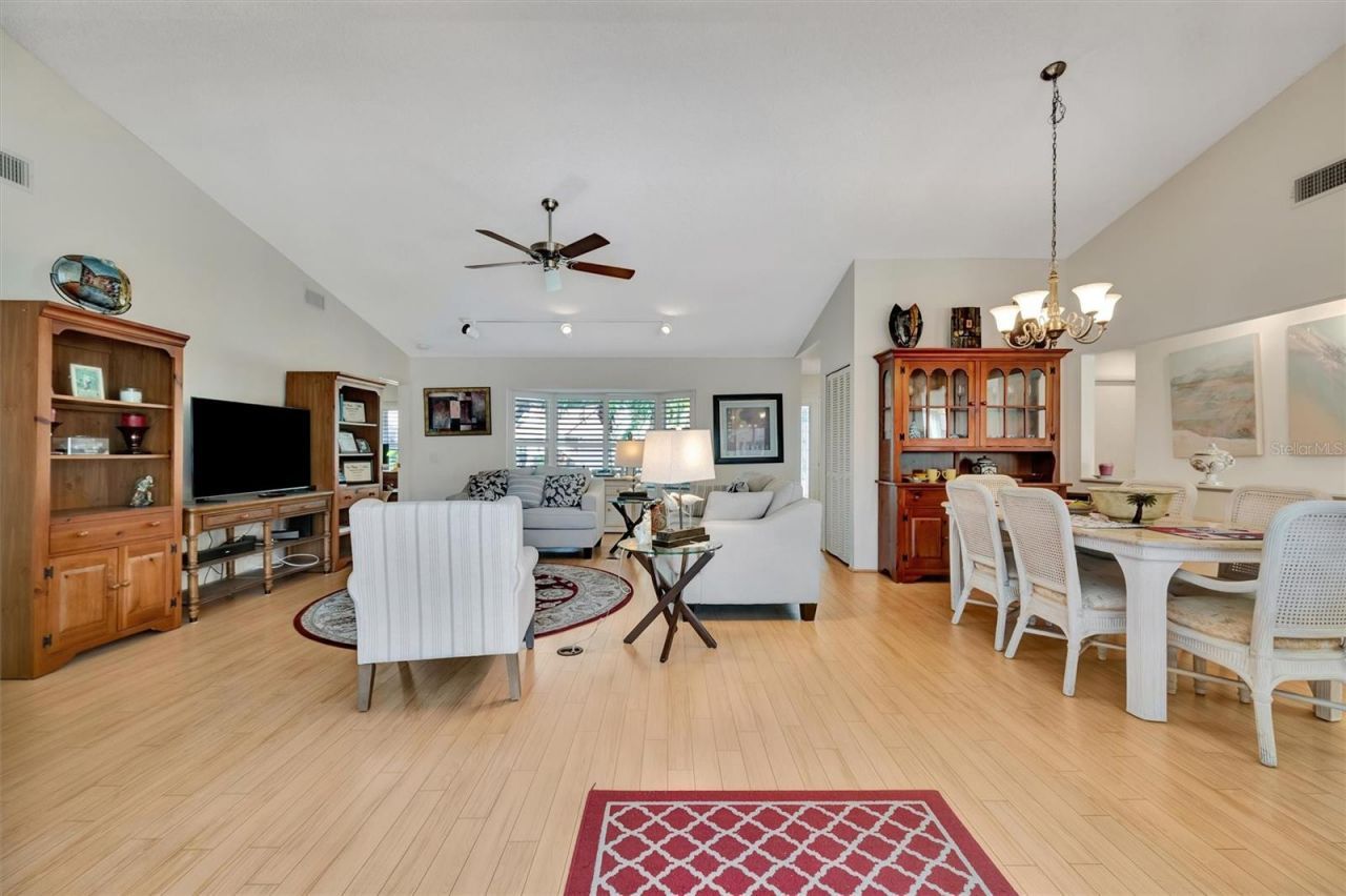 5721 Garden Lakes Majestic, Bradenton, FL 34203 Photo