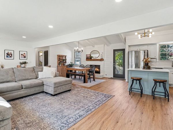 1022 Belmont Dr , Dickson, TN 37055