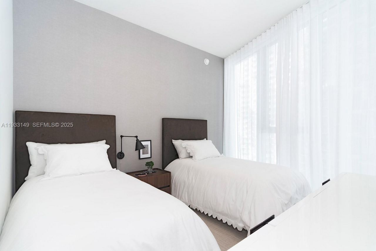 300 Biscayne Blvd Way, Unit 1901, Miami, FL 33131 Photo