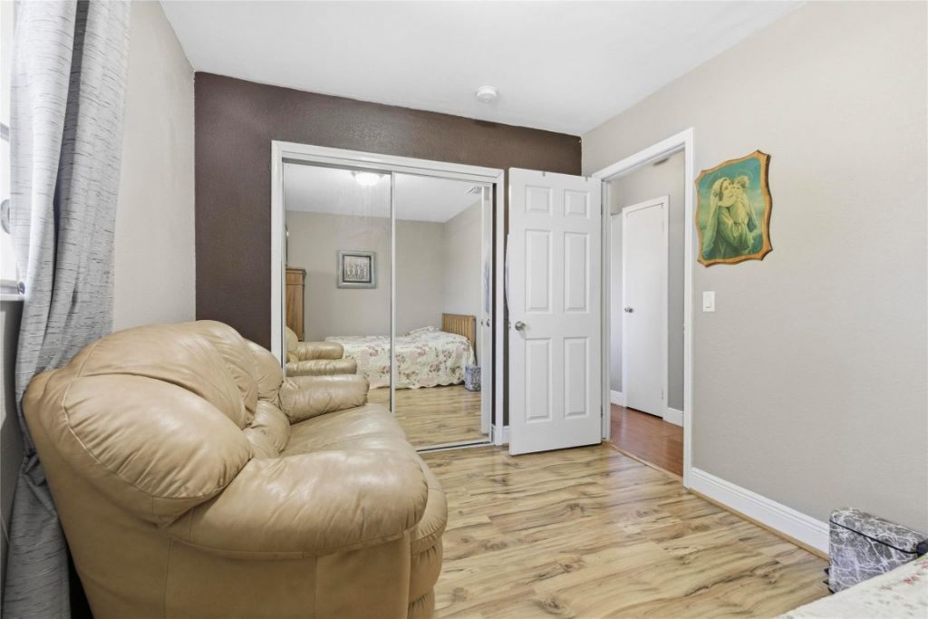 11411 NW 38th Place, Sunrise, FL 33323 Photo