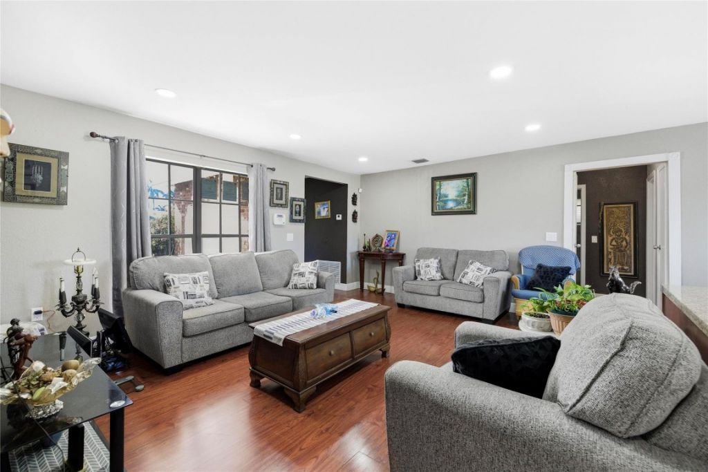 11411 NW 38th Place, Sunrise, FL 33323 Photo