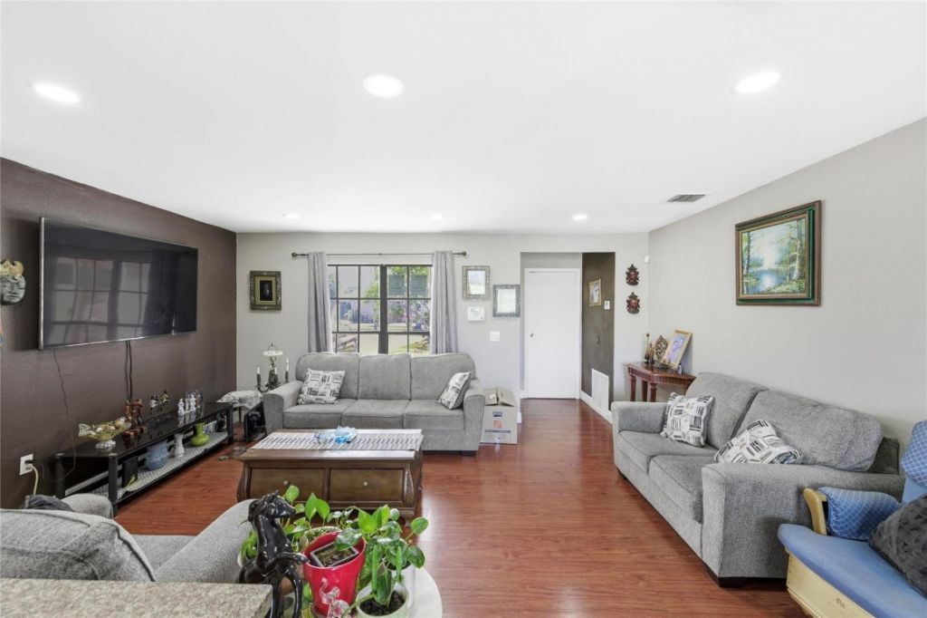 11411 NW 38th Place, Sunrise, FL 33323 Photo