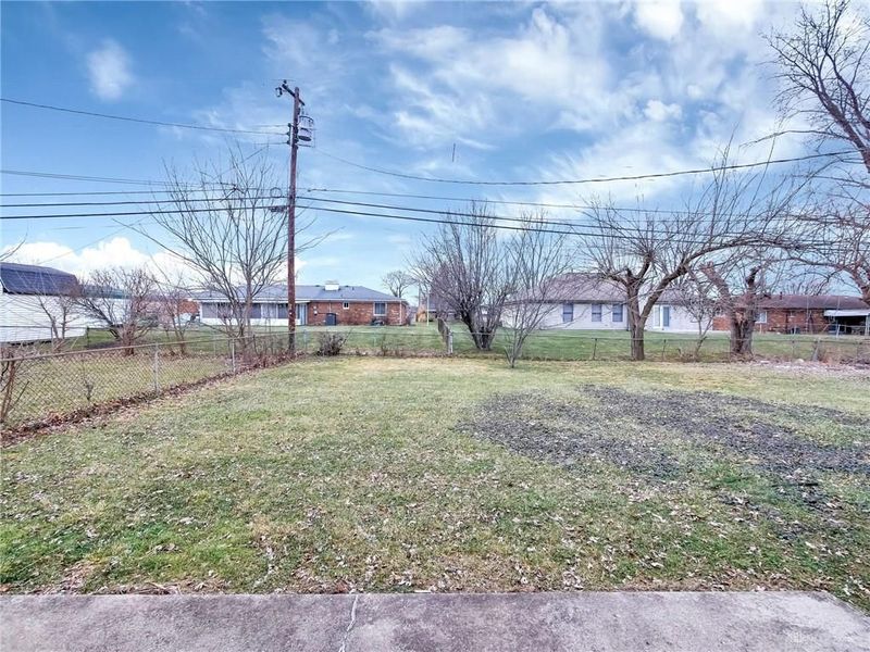 709 N Eppington Drive, Dayton, OH 45426 Photo 25