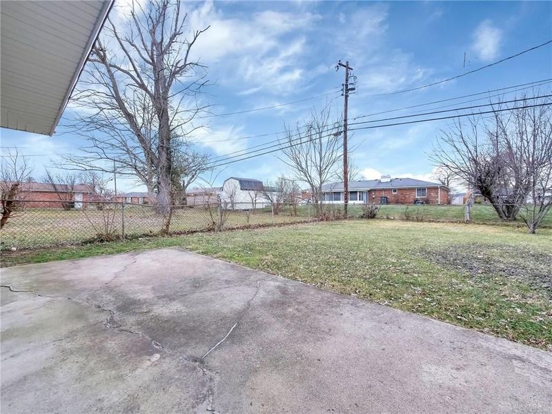 709 N Eppington Drive, Dayton, OH 45426 Photo 26