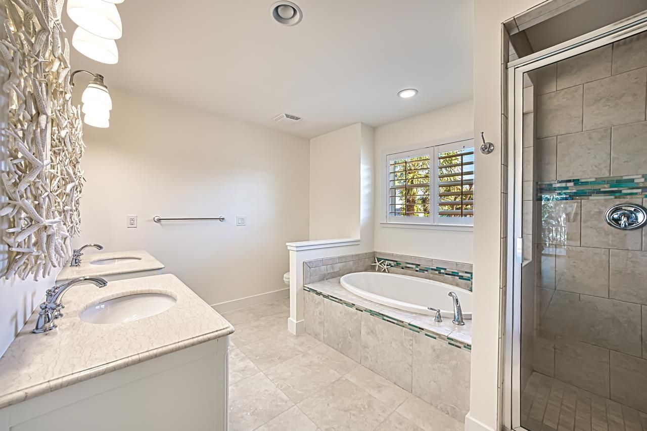 1233/1235 Middle Gulf Dr, Sanibel, FL 33957 Photo