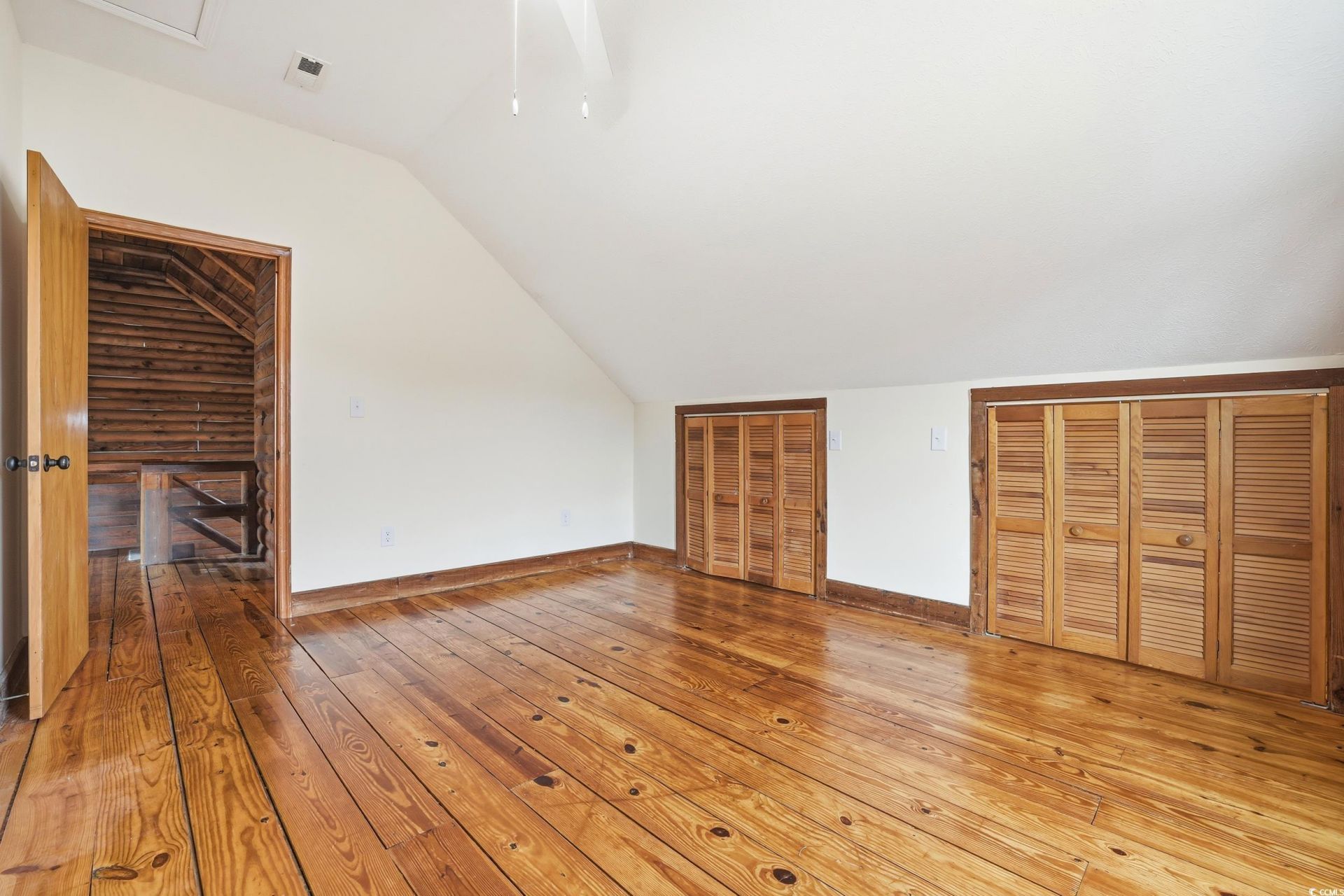 66 Smith Blvd. Photo 22