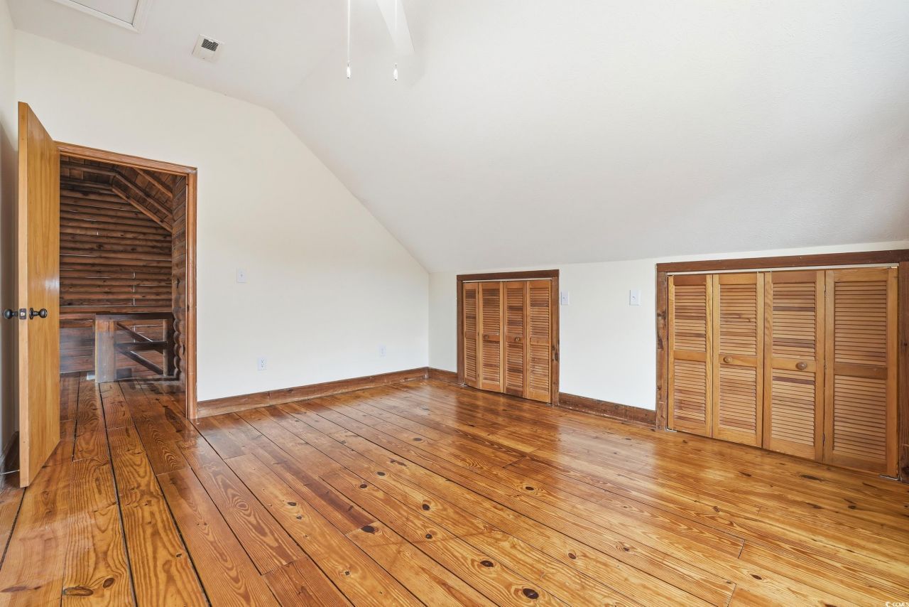 66 Smith Blvd. Photo 24