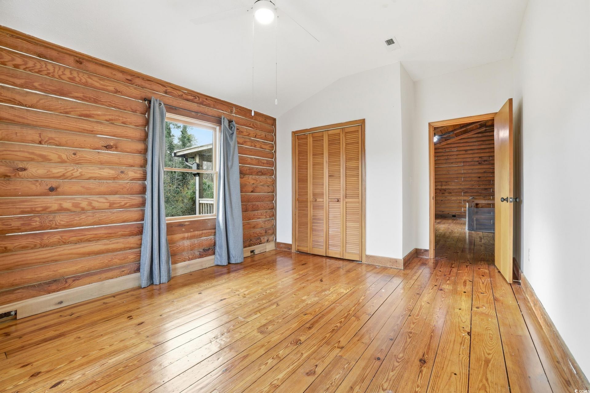 66 Smith Blvd. Photo 24