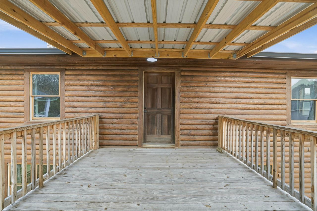 66 Smith Blvd. Photo 30