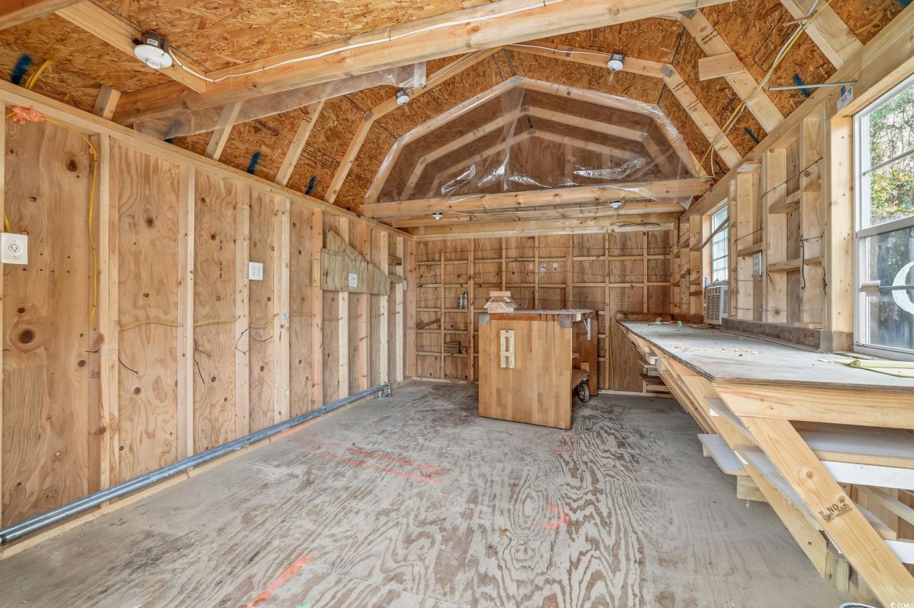 66 Smith Blvd. Photo 31